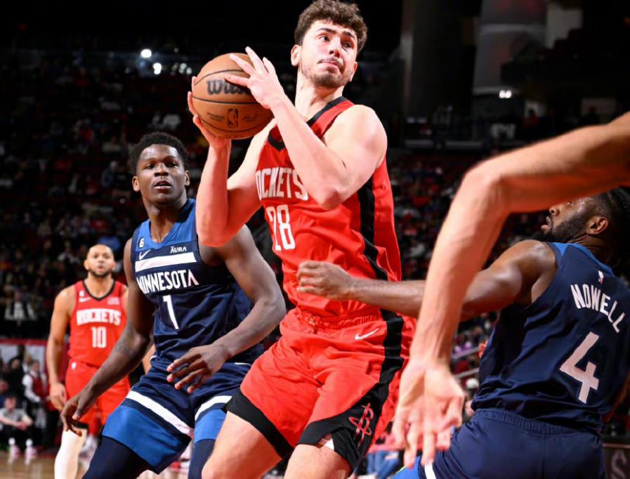 雄鹿队季后赛出局，主帅宣布引咎辞职，系统国内技术影响单位.