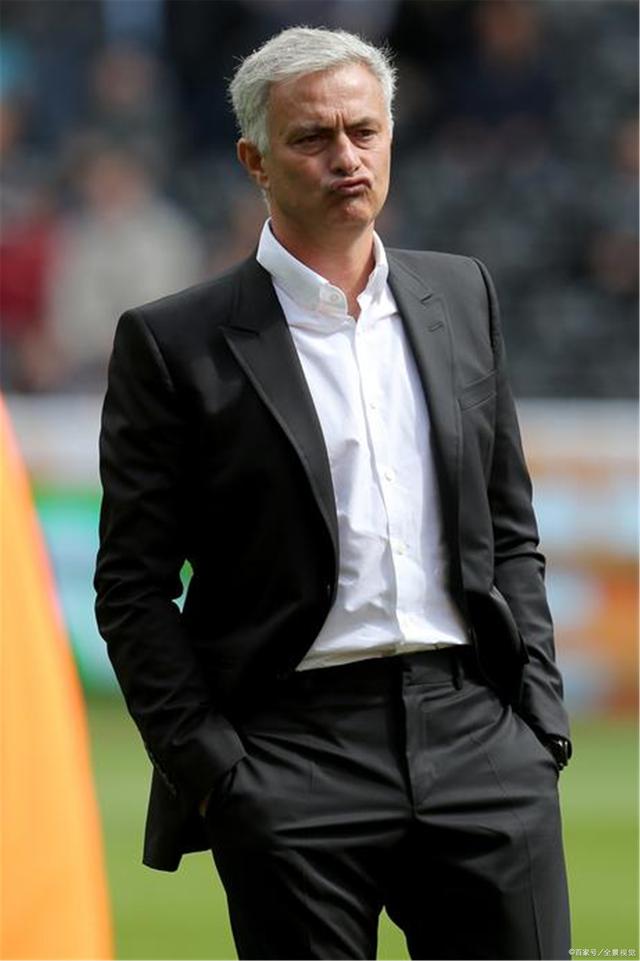 凯恩新星出色防守表现突出，利物浦前途光明！的简单介绍